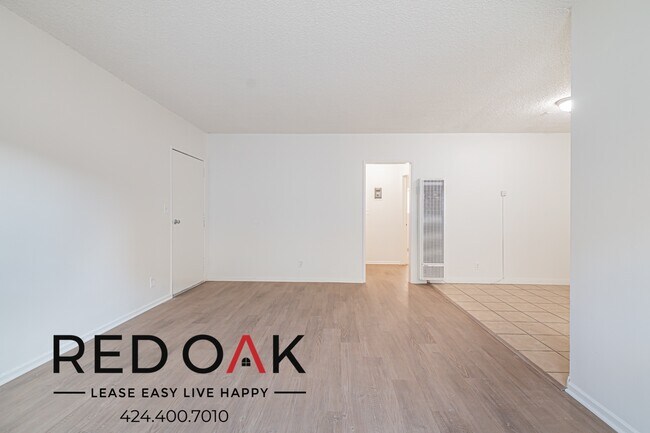 Building Photo - 8337 Cedros Ave