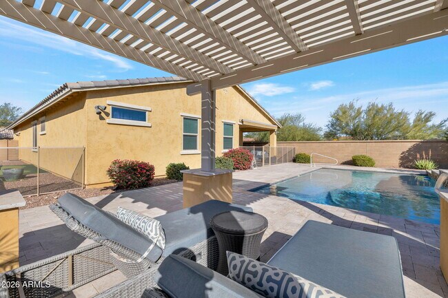 Building Photo - 9937 W Andrea Dr