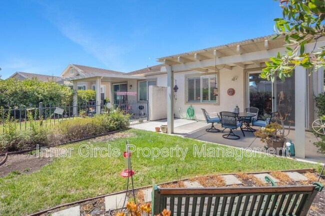 Building Photo - 310 Upton Pyne Dr