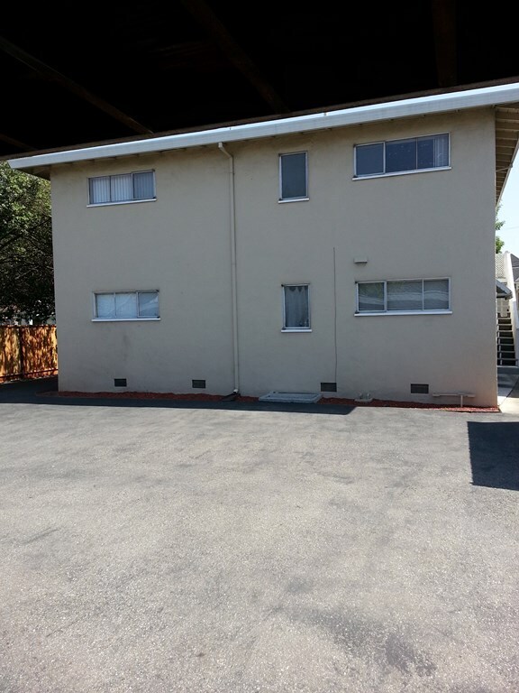 Building Photo - 1465 Homestead Rd