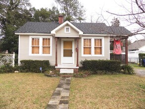 Building Photo - Earlewood