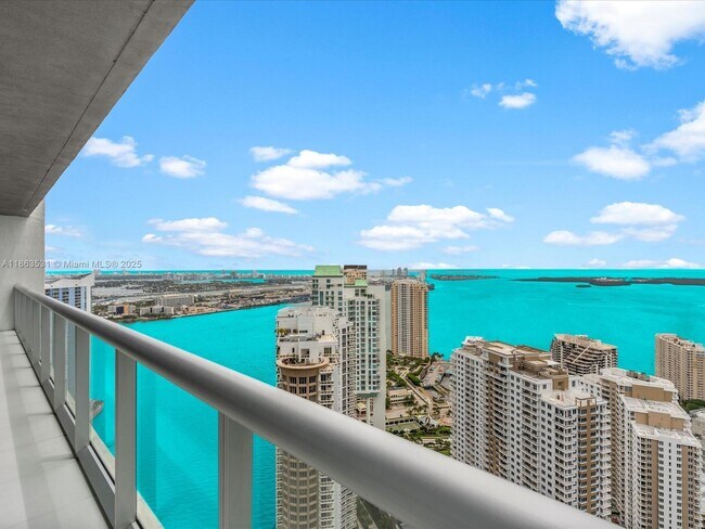 Building Photo - 465 Brickell Ave