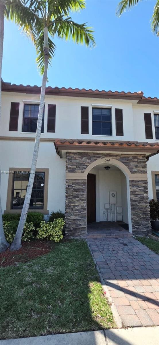 Building Photo - 544 SE 32nd Ave