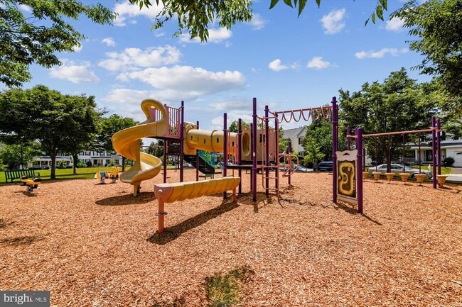 Building Photo - 20238 Portsmouth Blvd