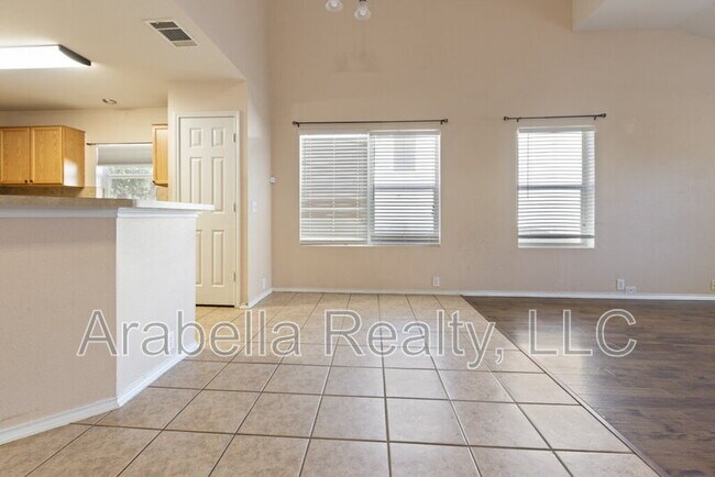 Building Photo - 5109 Brookline