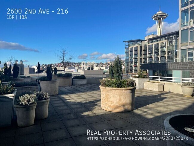 Building Photo - 2600 2nd Ave