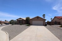 Building Photo - A Gorgeous Home You Will Want To Look At!!!!