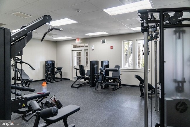 Building Photo - 15305 Kettlebaston Ln