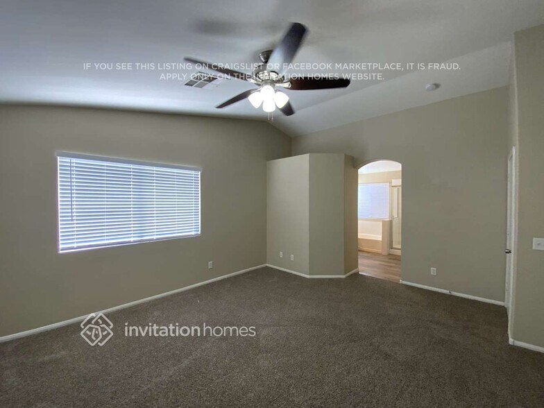 Building Photo - 1847 E Quartz Landing Ave