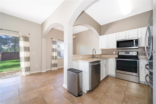 Building Photo - 833 Park Grove Ct