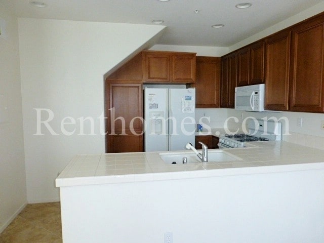 Building Photo - 16938 Hutchins Landing