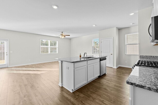 Building Photo - 2131 Saltwater Bnd