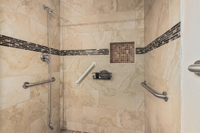 Building Photo - 11451 S Mohave St