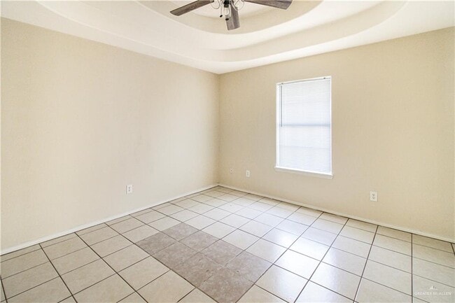 Building Photo - 19 Tampa St