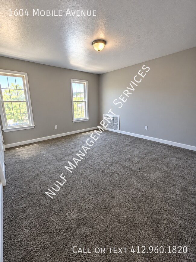 Building Photo - 1604 Mobile Ave