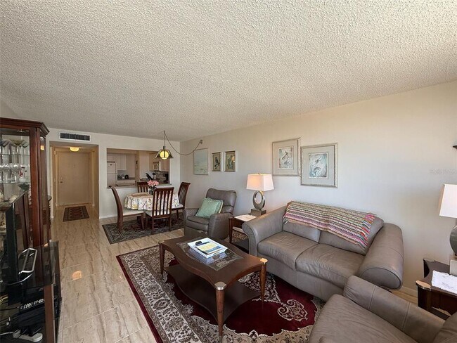 Building Photo - 6279 Sun Blvd