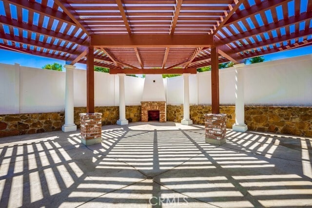 Building Photo - 39555 Ave Bonita