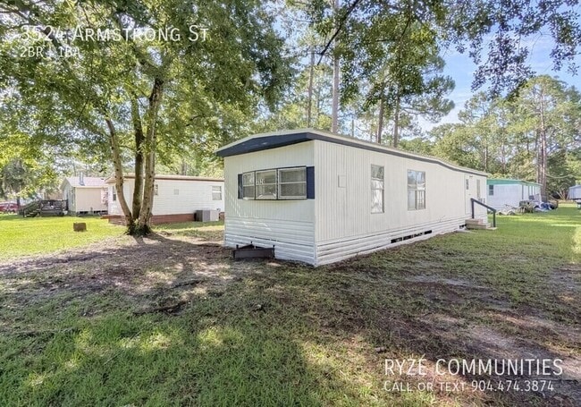 Building Photo - 3524 Armstrong St