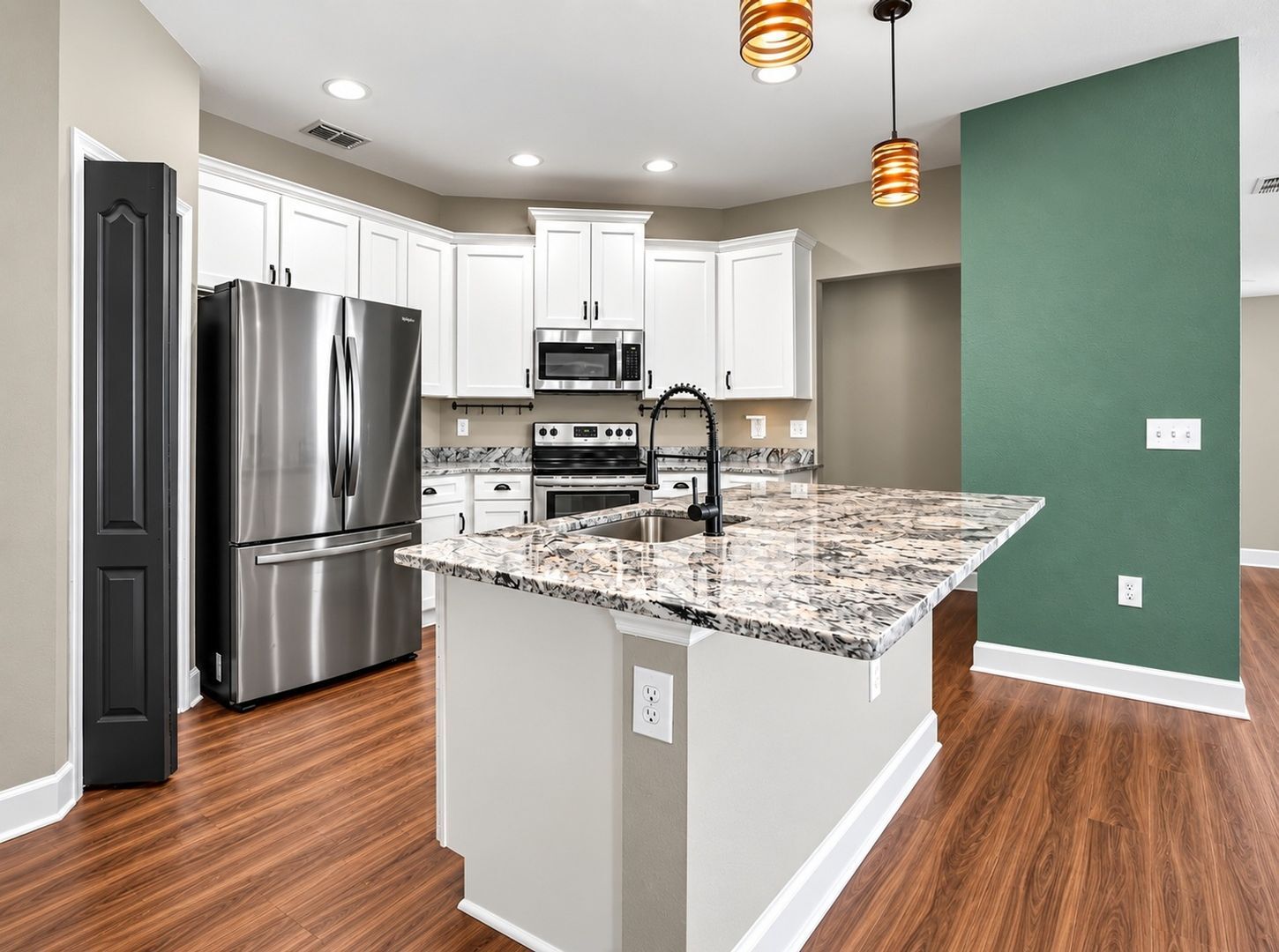 Building Photo - 188 Black Skimmer Ln