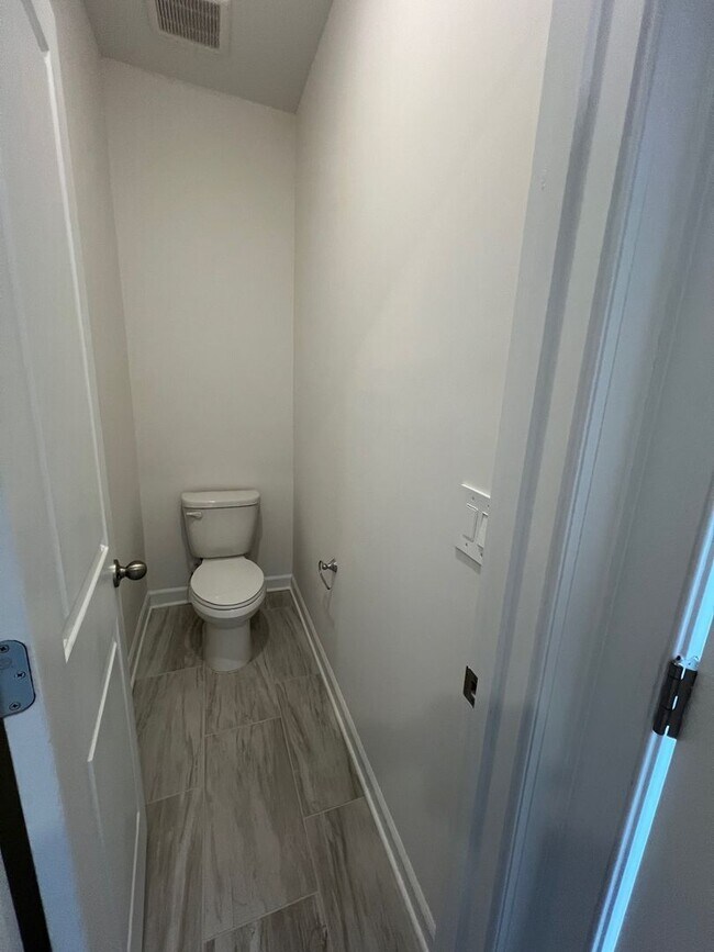 Building Photo - Brand New - 3 Bed/2.5 Bath Home - Conover - 2 Car Attached Garage - Primary Bedroom on Main Floor...