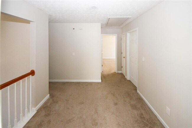 Building Photo - 4493 Bridle Ridge Way