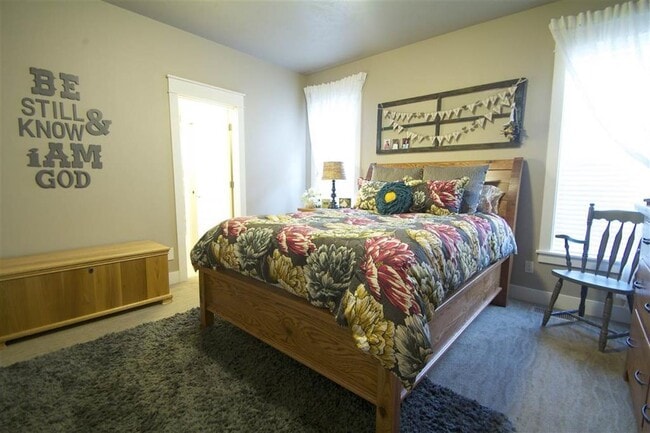 Building Photo - Wonderful Patio Home In The Mill District ...