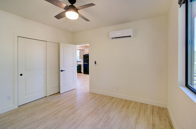 Building Photo - 1246 East Jen Drive