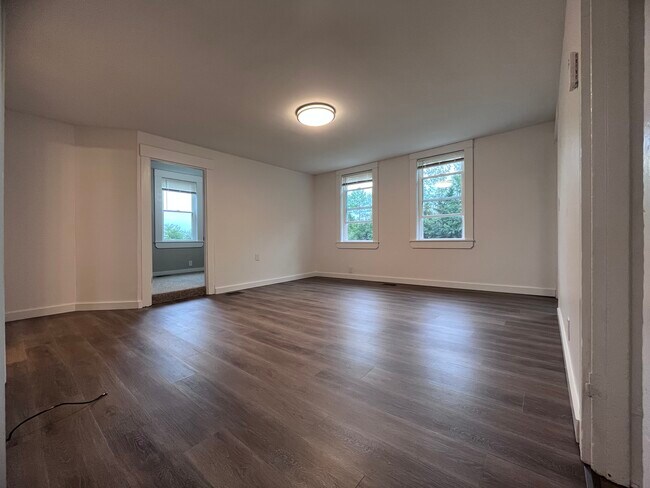 Building Photo - 792 Mudgett Rd