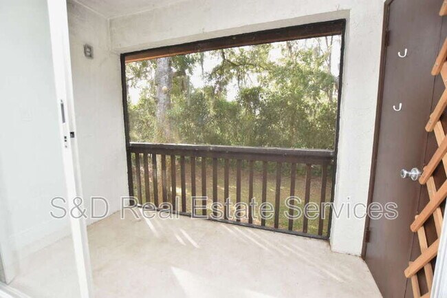 Building Photo - 141 Fernery Rd