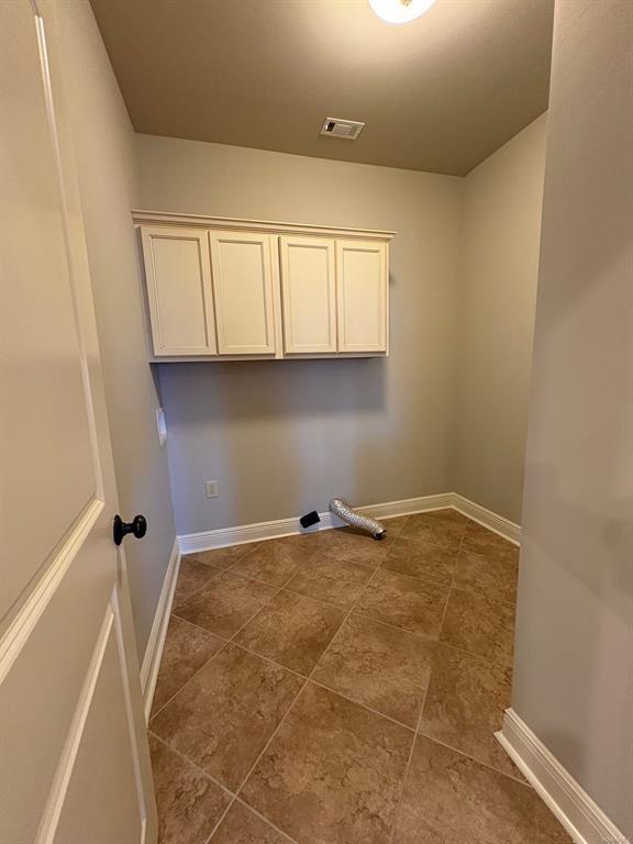 Building Photo - 461 Waters Edge