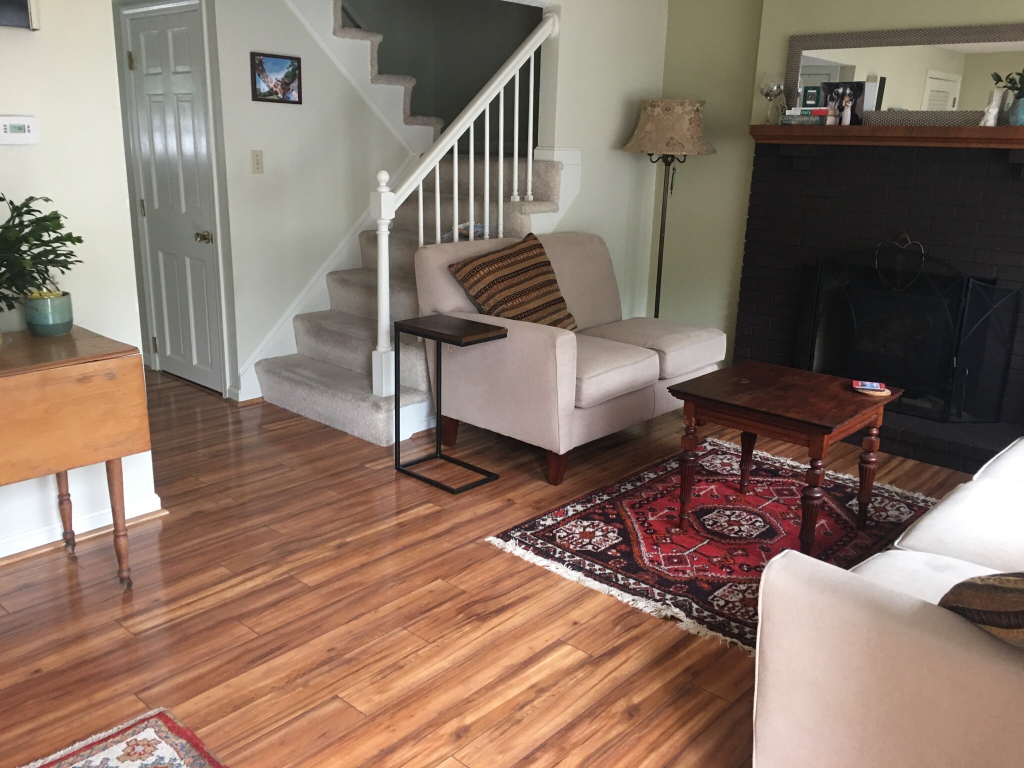 Living room - 13 Boylston Ln