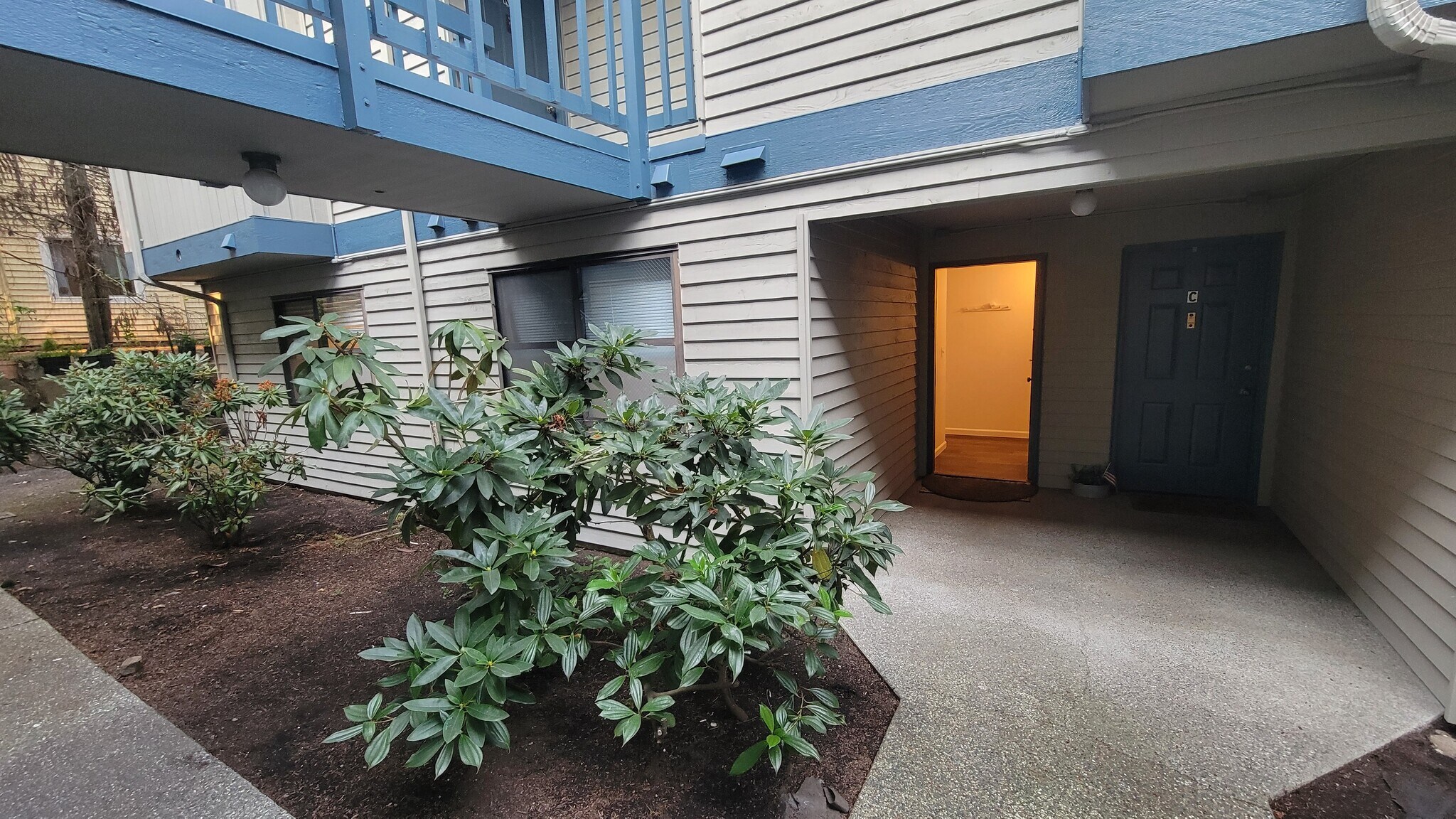 Building Photo - 20620 60th Ave W