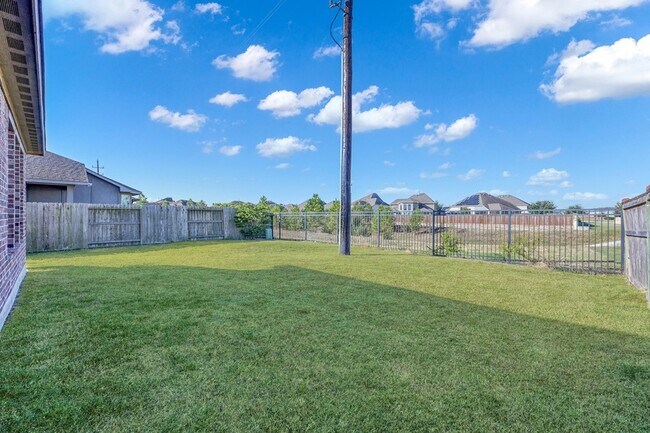 Building Photo - 18239 Alora Springs Trace