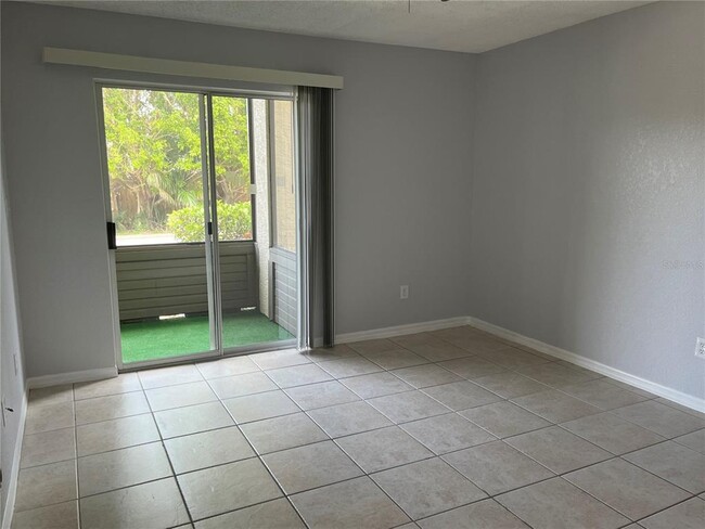 Building Photo - 10263 Gandy Blvd N