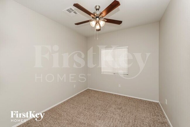 Building Photo - 3016 Myrtle Creek Ct