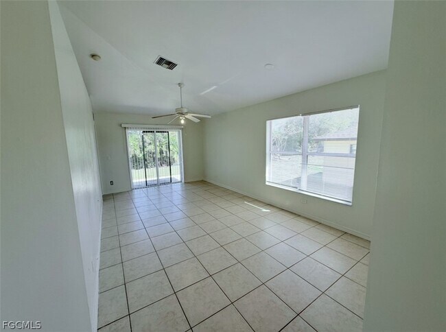 Building Photo - 541 Hancock Bridge Pkwy