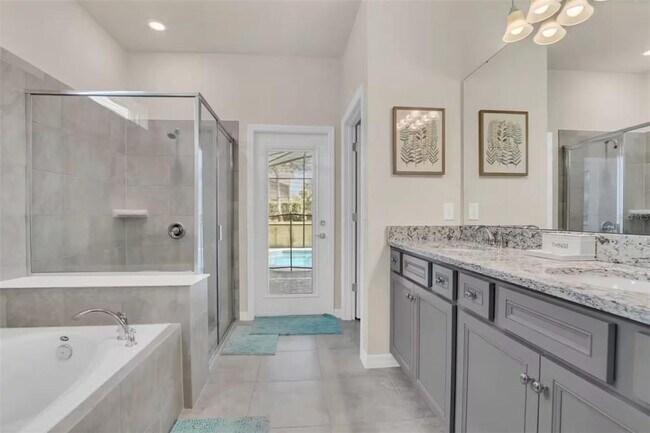Building Photo - 7267 Oakmoss Loop