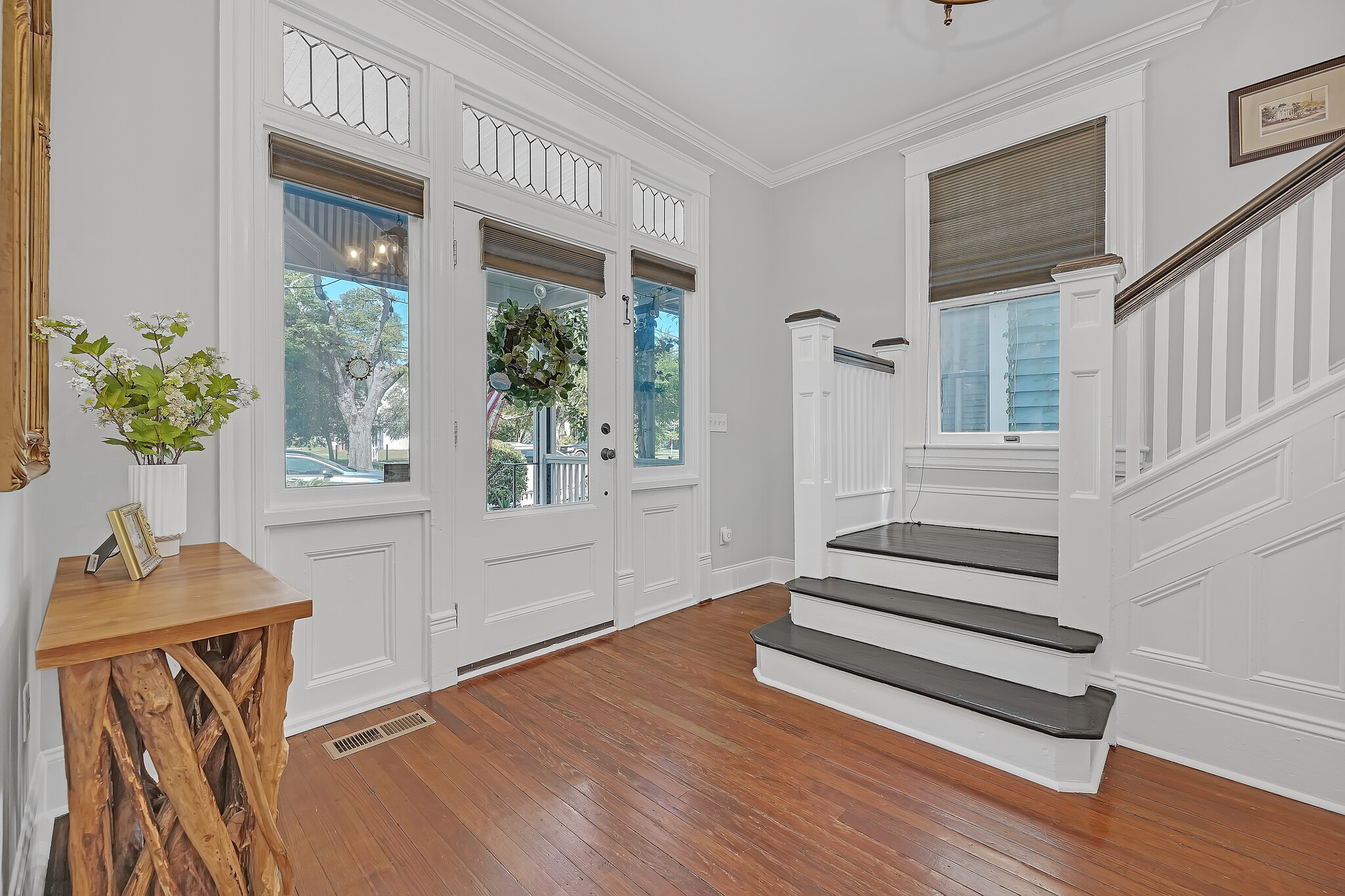 Building Photo - 312 N 5th Ave