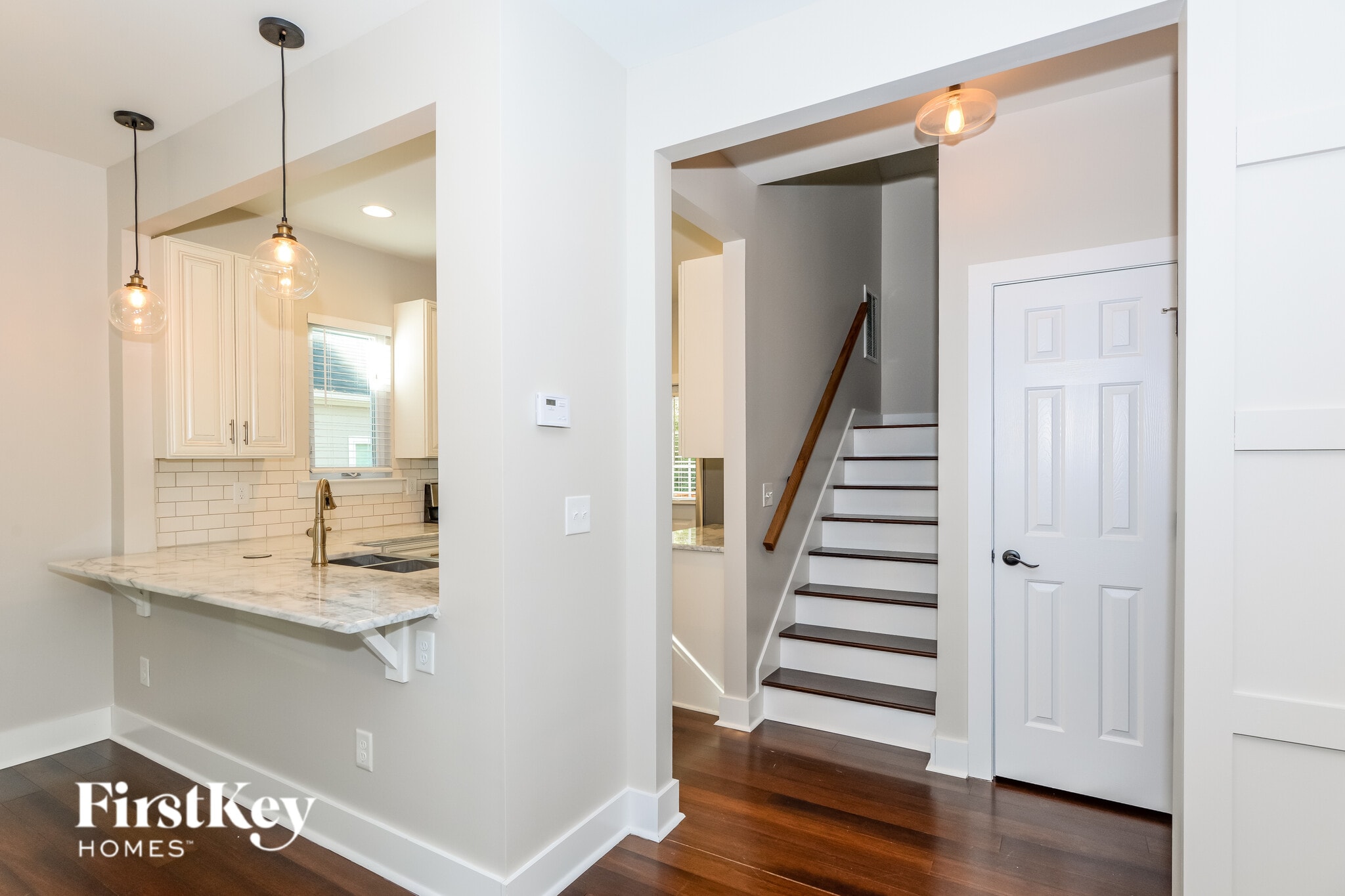 Building Photo - 1717 Dallas Ave