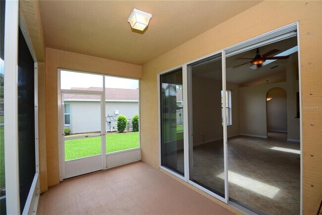 Building Photo - 40 Arrowhead Dr