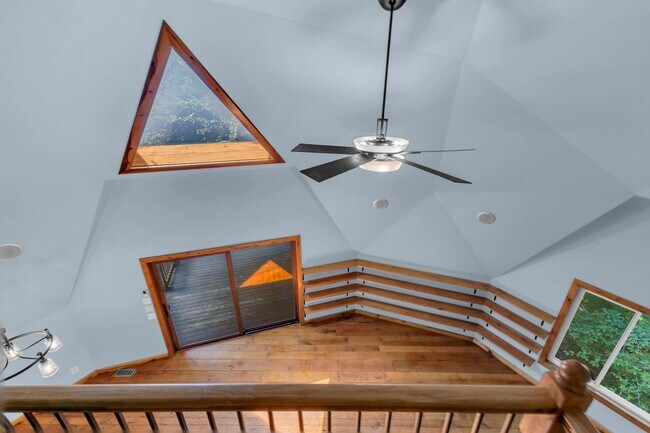 Building Photo - One-of-a-Kind 4 BR Retreat on Nearly 13 Pr...