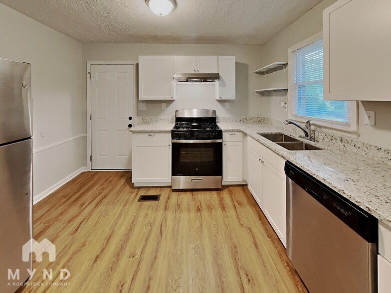 Building Photo - 1590 Bagpipe Pl