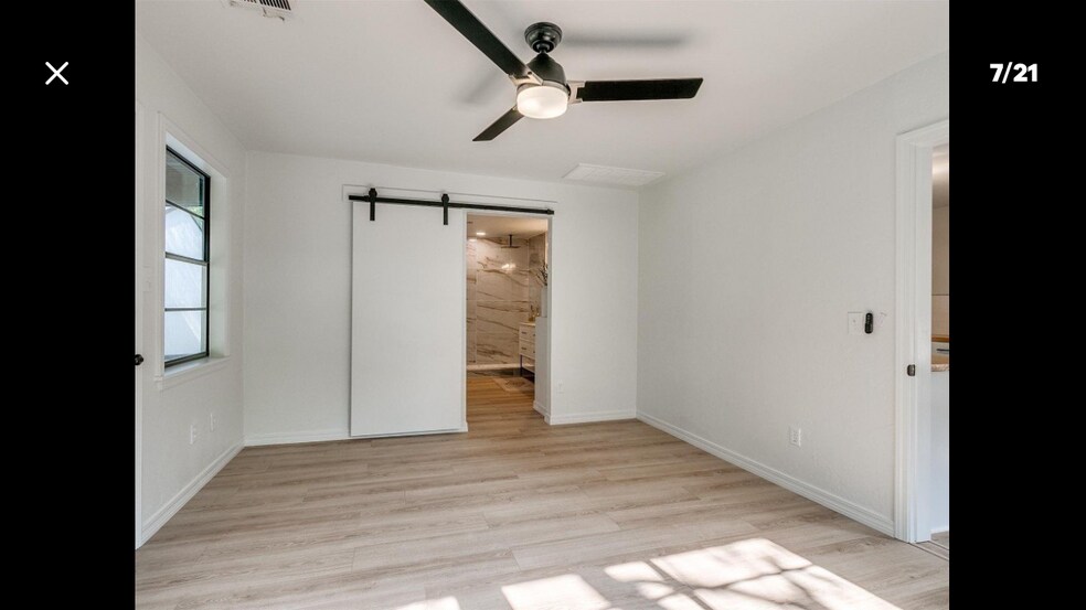 Building Photo - 121 W Himes St
