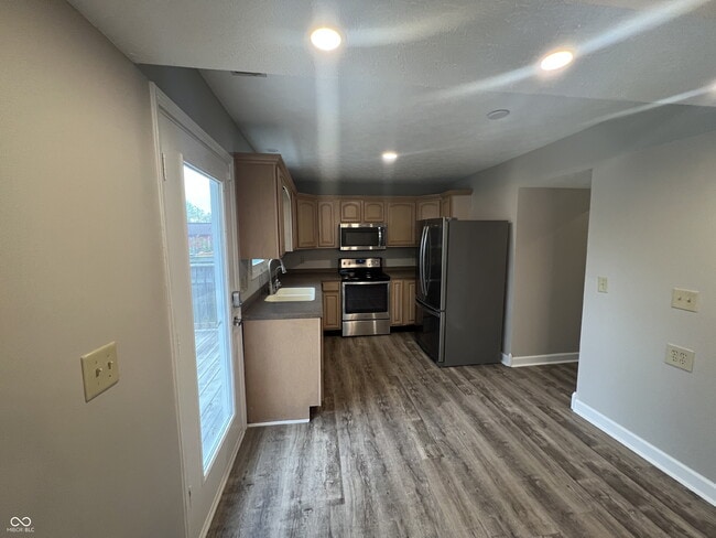 Building Photo - 2611 N Delaware St