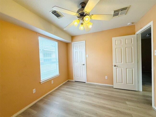 Building Photo - 12414 Jasmine Brook Ln