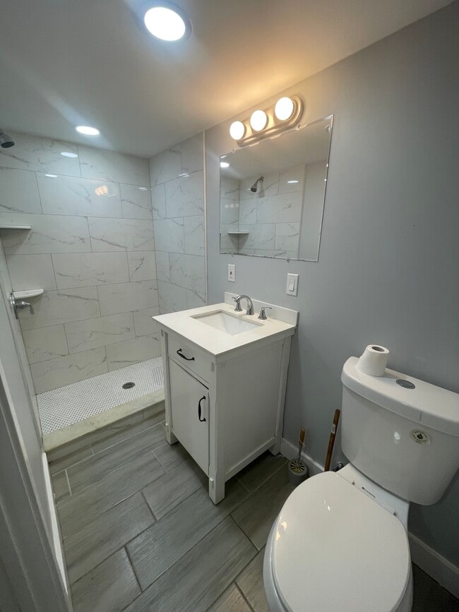 Building Photo - 153 Ripley Pl