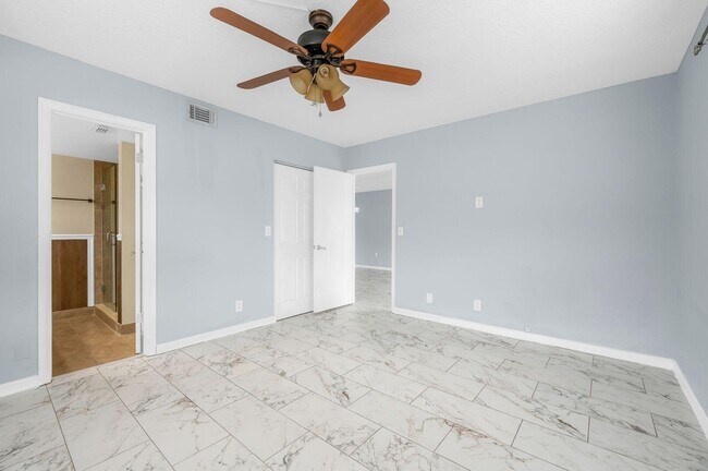 Building Photo - 2455 NW 89th Dr