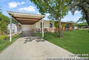 Building Photo - 146 Teakwood Ln