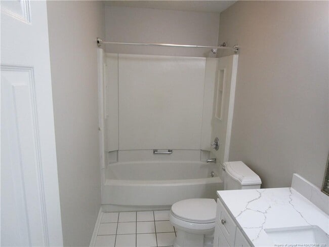 Building Photo - 2120 Lothbury Dr