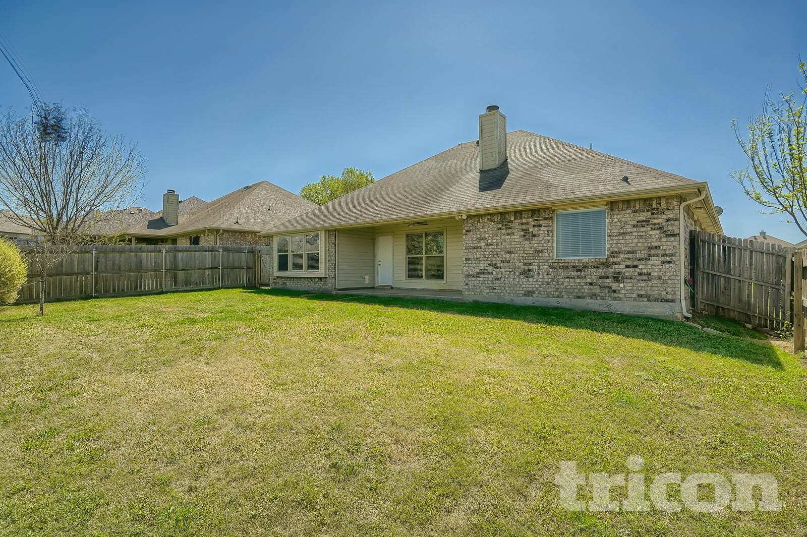 Building Photo - 934 Benjamin Dr
